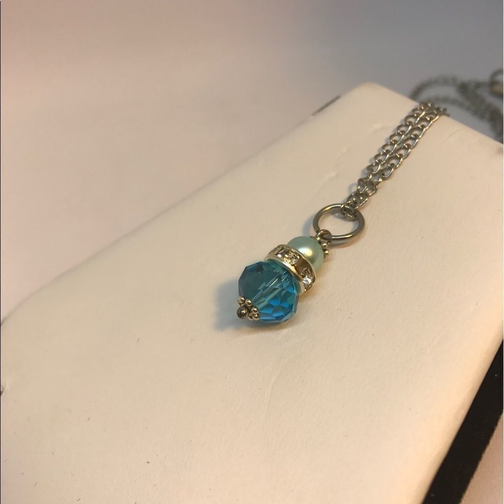 Hand Made SWAROVSKI Pendant Chain Earring Jewelry Set